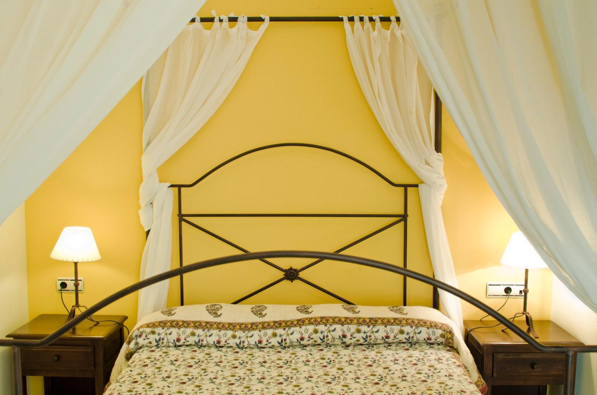 רוטה Hostal Sixto מראה חיצוני תמונה